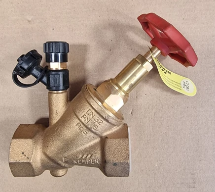 KEMPER ferdeszelep, ürítőcsonkkal (5/4